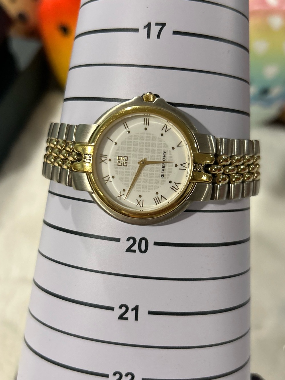 Givenchy Two-Tone Women’s Watch 19cm In Great Condition Authentic Pre-owned